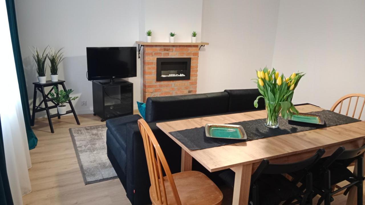 Apartament Dwupokojowy Ostrowiec Swietokrzyski Ngoại thất bức ảnh