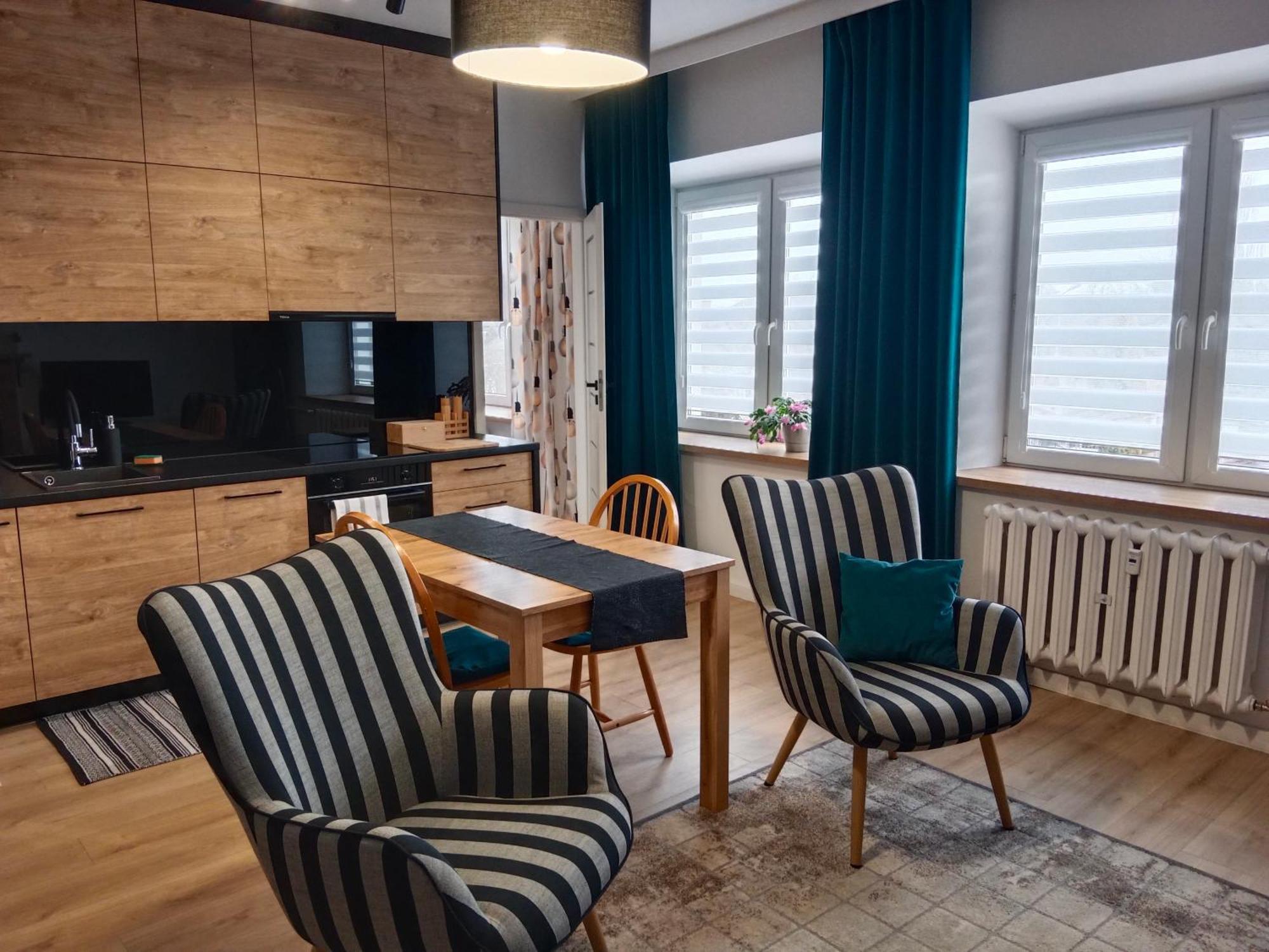 Apartament Dwupokojowy Ostrowiec Swietokrzyski Ngoại thất bức ảnh